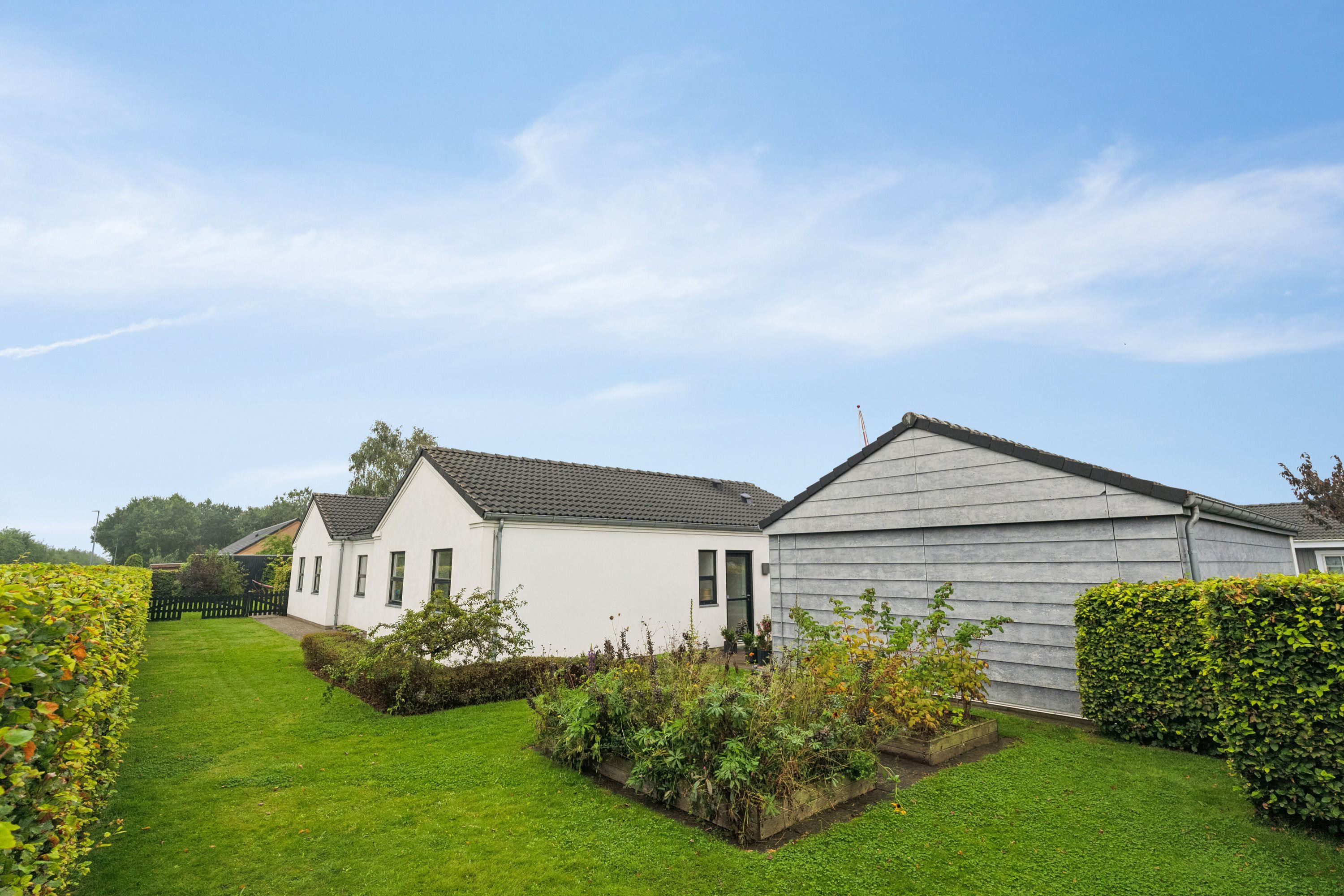 Netop kommet til salg: Solvænget 160, Frederiks en af Karups dyreste adresser