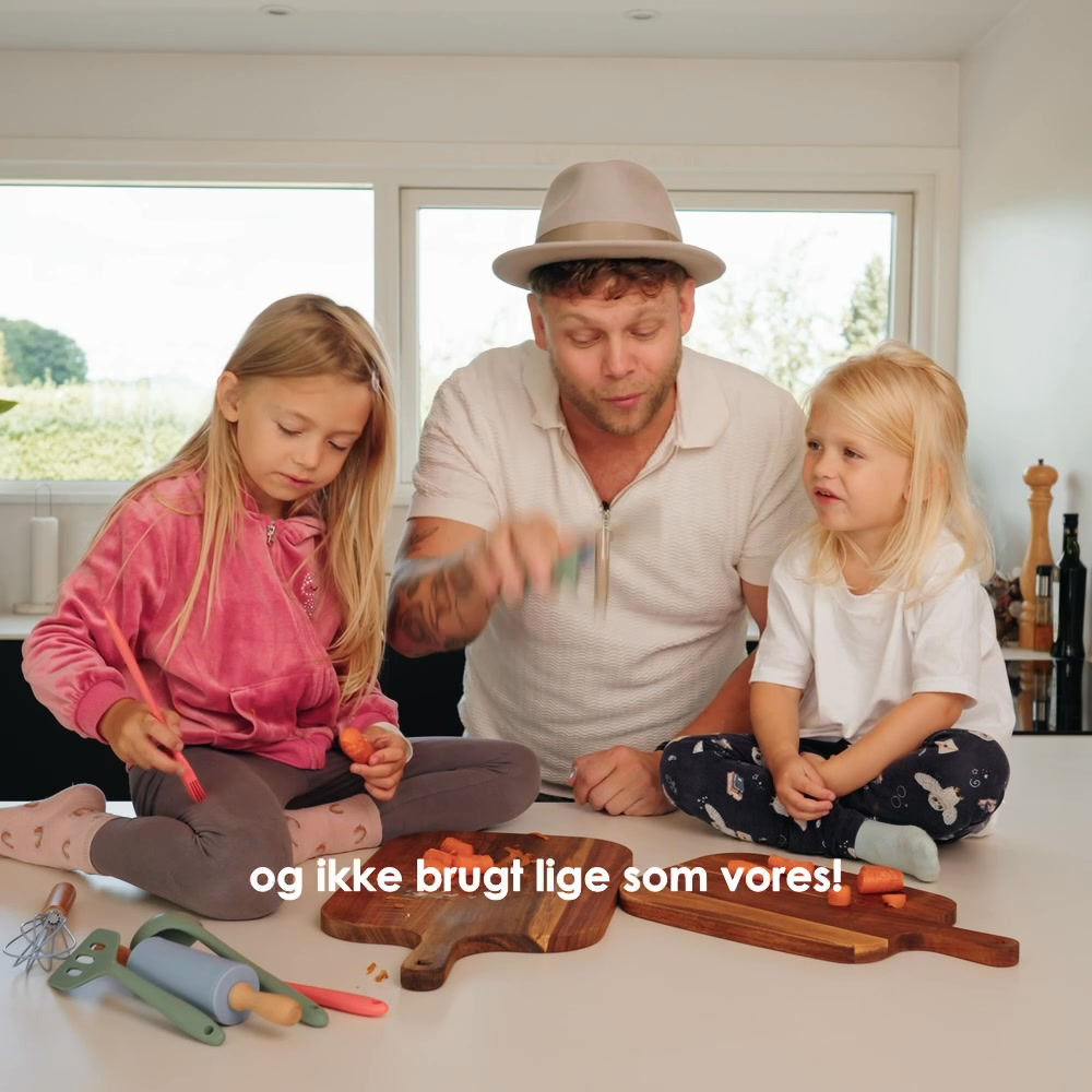 Fredericia Isenkram tilbyder børneknivsæt til halv pris