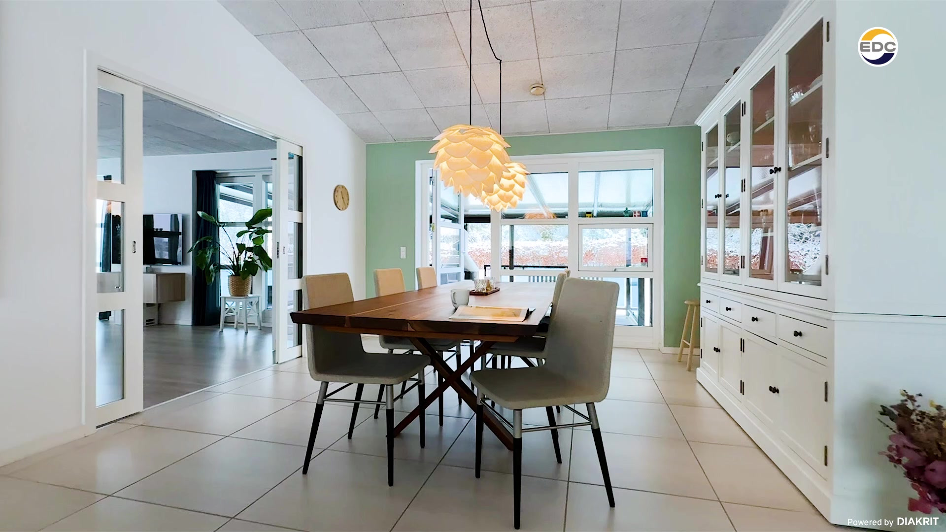 Familievenlig villa i Andst: Rummelig bolig med stor have og flot udsigt fra EDC Vejen