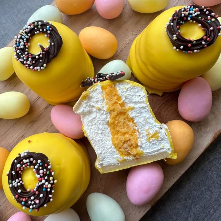 Chokolet Bon Bonnieren introducerer ny lækker påskeflødebollle i butikken i dag