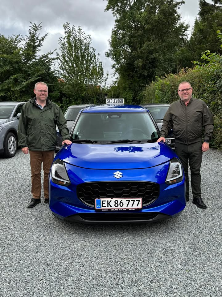 Nørgaards Køreskole introducerer ny Suzuki Swift med automatgear