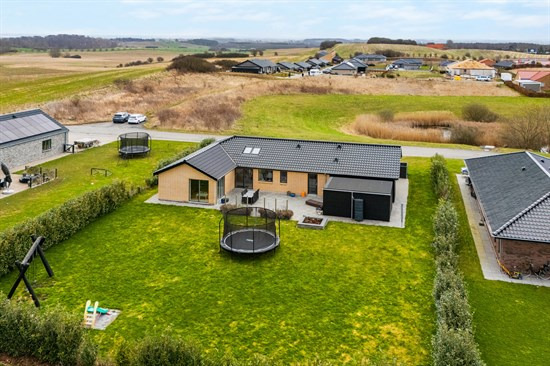 Bakkevangen 8 og 4 andre boliger er kommet til salg denne uge i Kalundborg - se boligerne her.