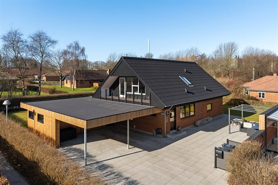 Top 6 over dyreste boliger til salg i Vildbjerg. Priser op til 13.000.000 kr