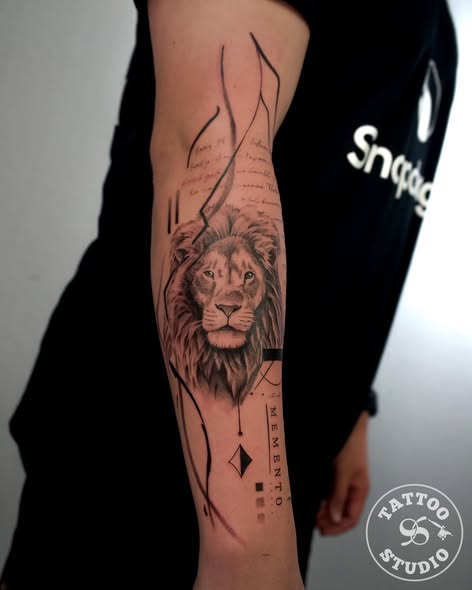 Tattoo Studio 96 præsenterer imponerende løvemotiv af kunstneren Furkan