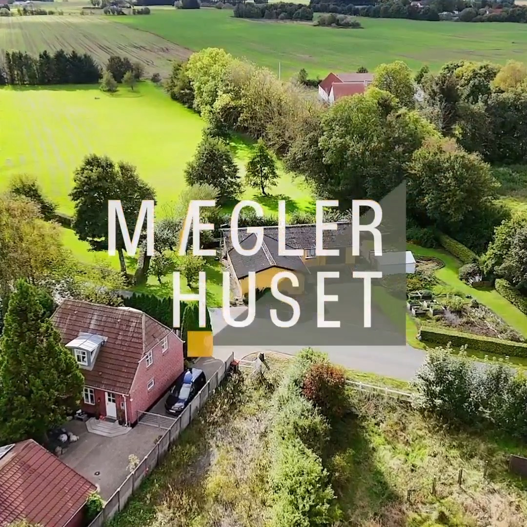 Ny pris: Mæglerhuset Sæby tilbyder etplansvilla i fredfyldte omgivelser