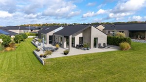 Top 6 over dyreste boliger til salg i Bjæverskov. Priser op til 20.800.000 kr