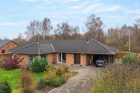 Præstehøj 2 og 1 anden boliger er kommet til salg denne uge i Gedved - se boligerne her.