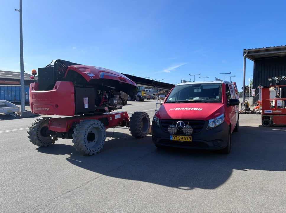SCANTRUCK A/S udfører service og årseftersyn på Manitou 200 ATJe