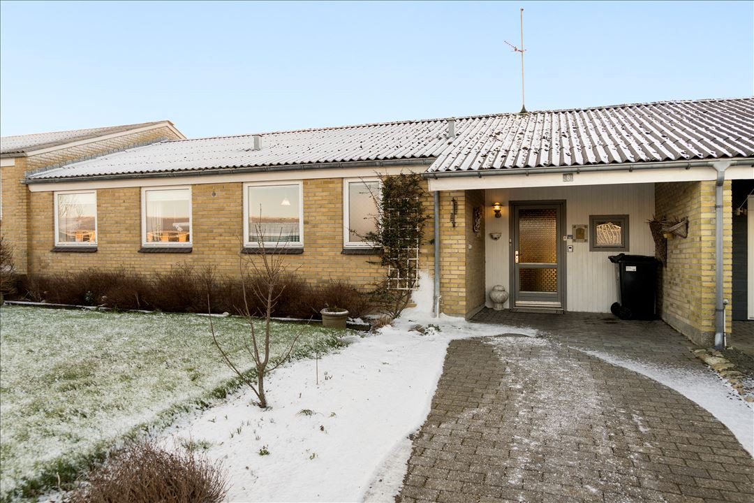 Til salg hos EDC Hurup Thy: Velholdt og velindrettet rækkehus med flot udsigt