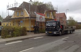 DRS Stillads Service bygger stilladser til alle opgaver: “Vi løfter i samlet flok”