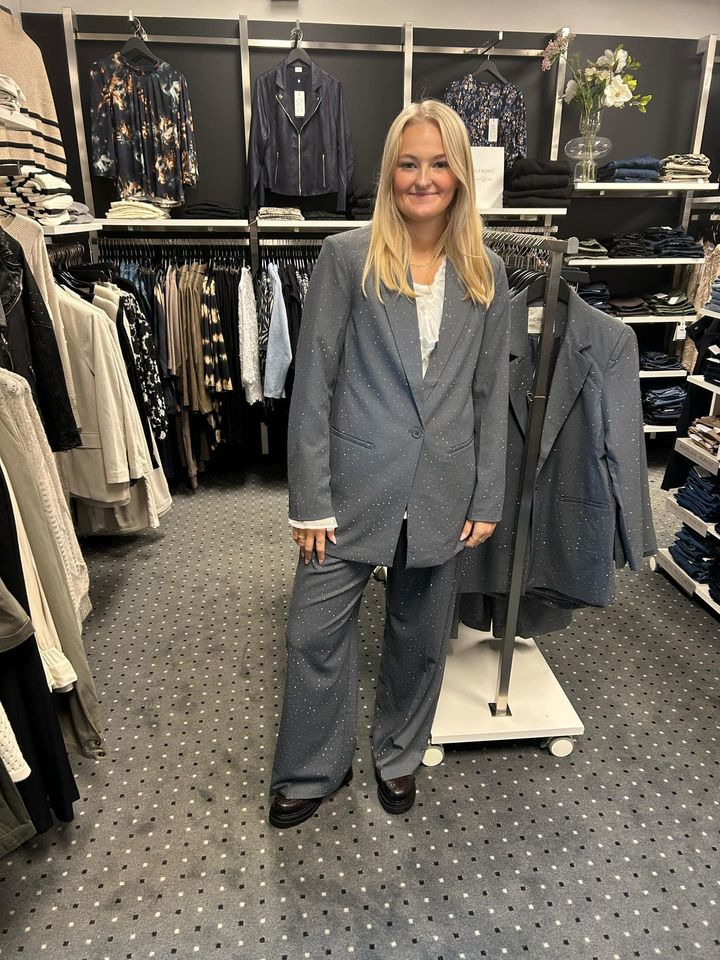 Rosengreen præsenterer stilfuldt sæt fra Cream med similisten-detaljer