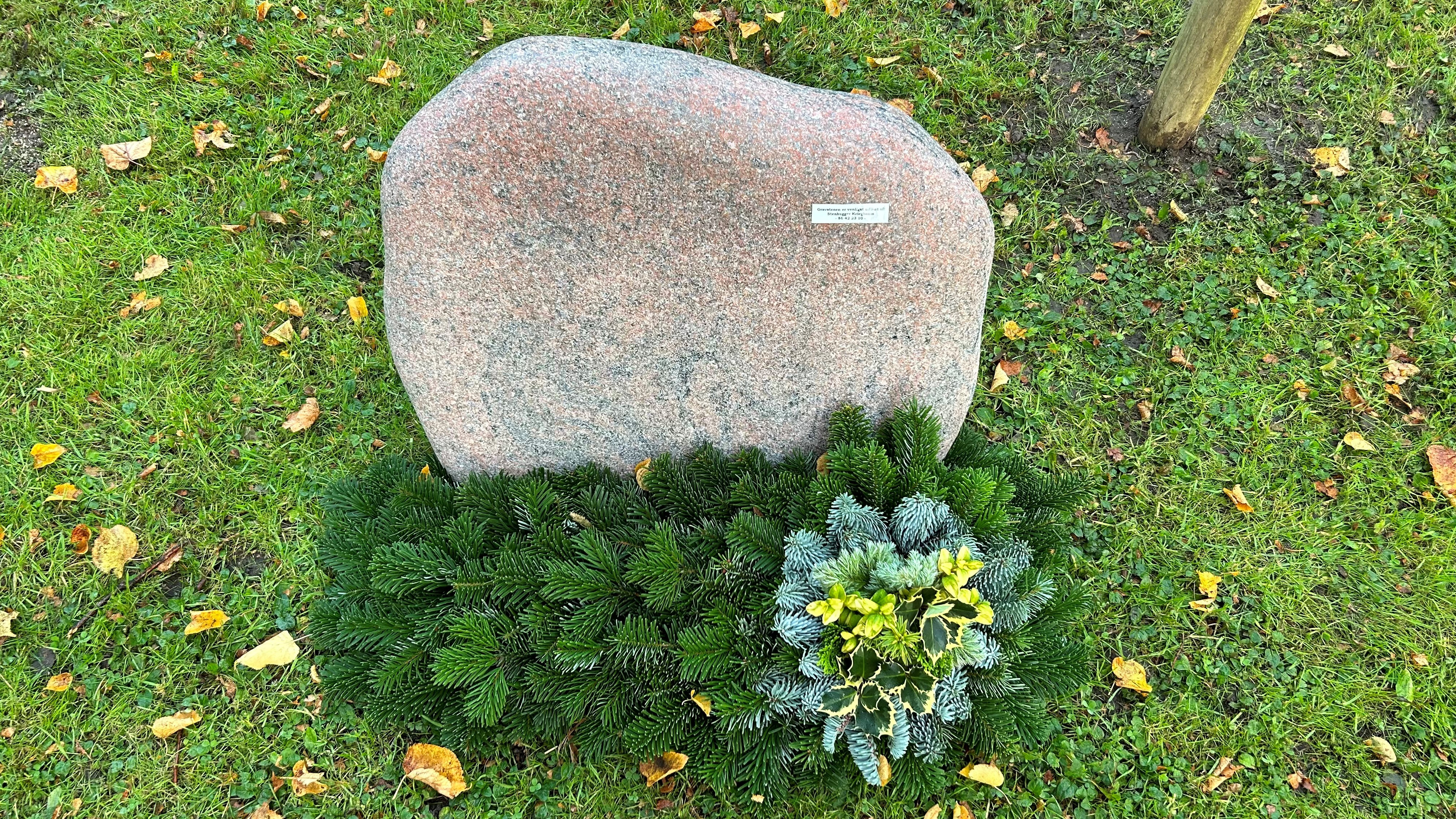 Gravsteder på Østre- og Nordre Kirkegård bliver grandækket