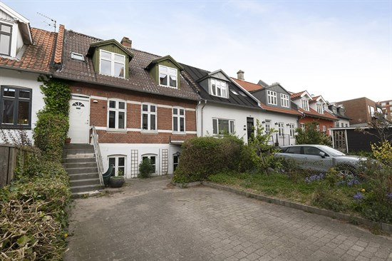 Skovvejen 111 og 5 andre boliger er kommet til salg denne uge i Aarhus - se boligerne her.