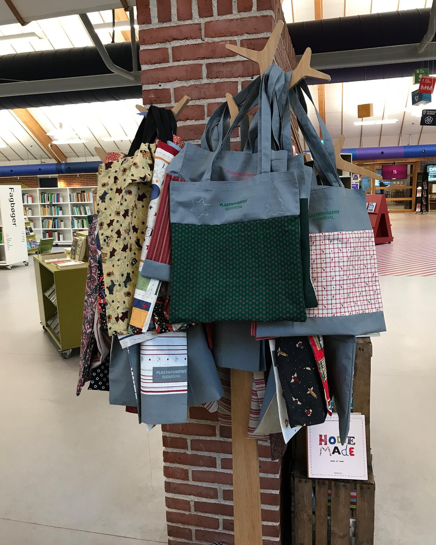 Kom til syworkshop med Plastikposefrit Rudersdal på Holte Bibliotek