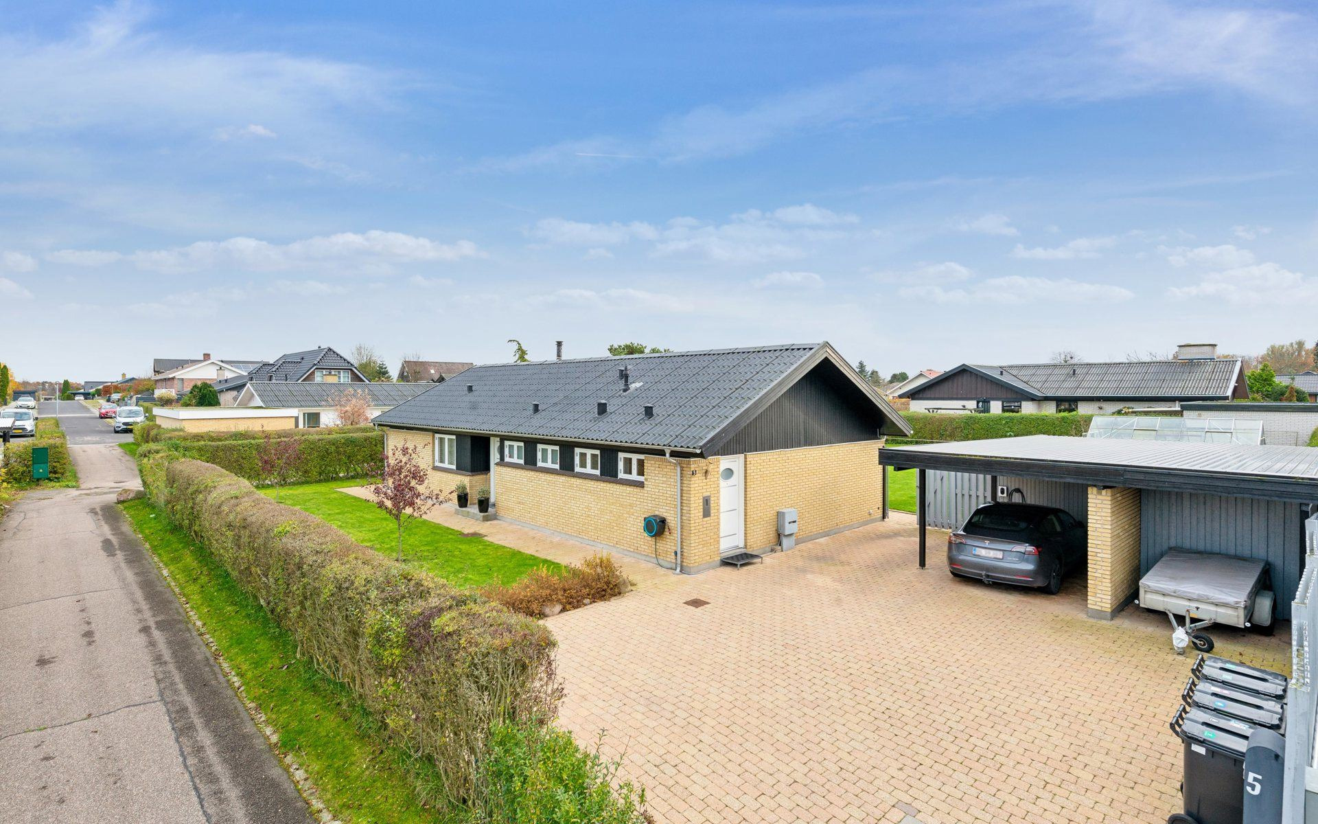 Eksklusiv bolig for 4,5  mio. kroner er netop kommet til salg i Hedehusene - Se den og de dyreste boliger her