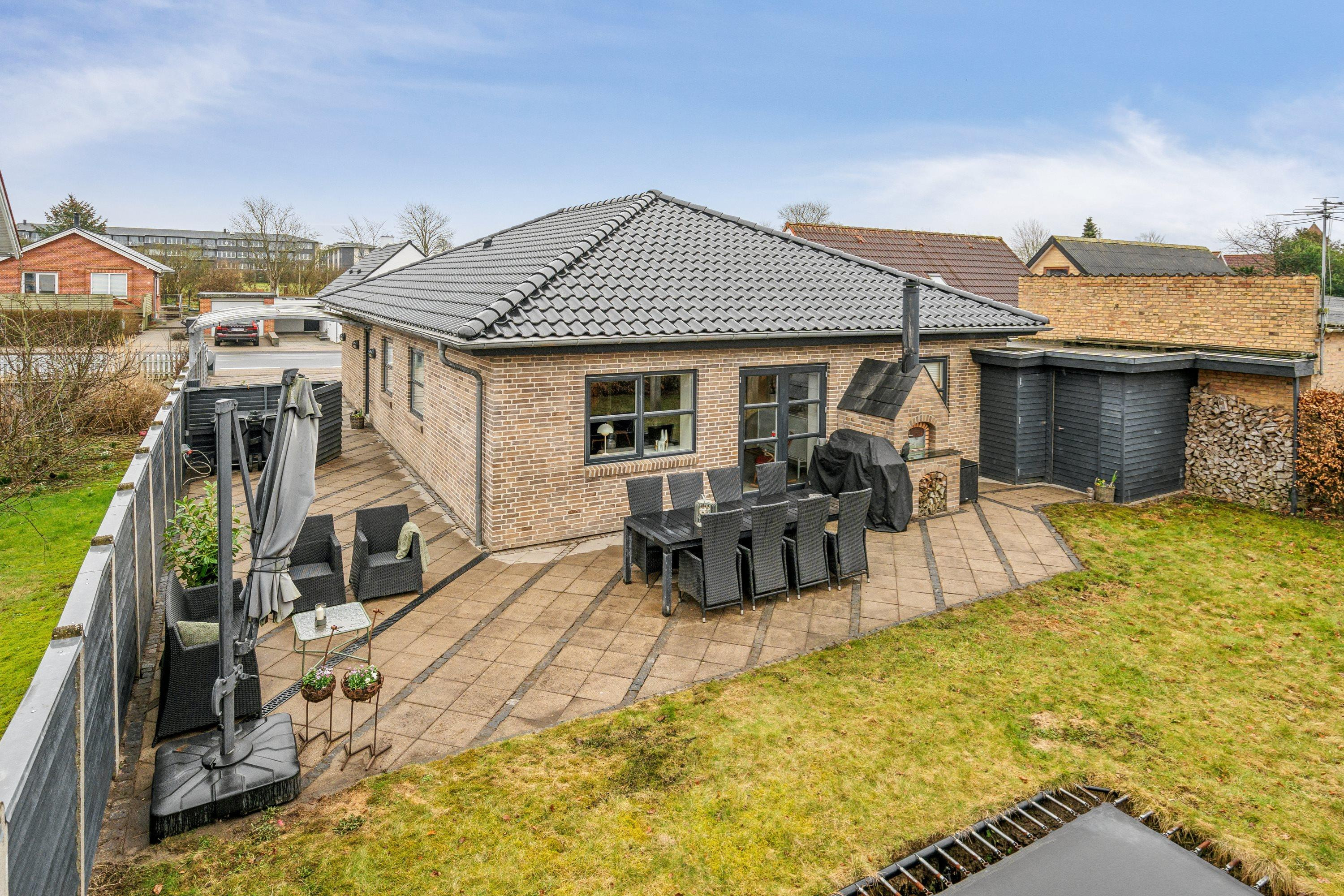 Til salg hos WESTERGAARD BOLIG: Fantastisk familievilla fra 2011 m. 5 værelser