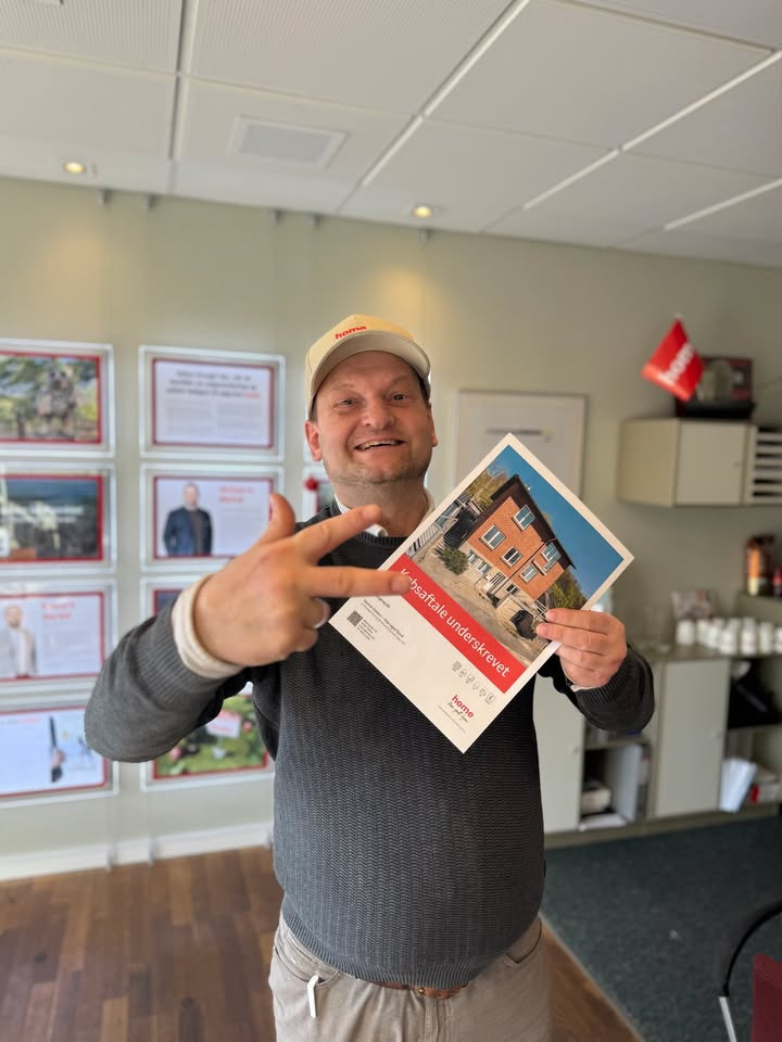 Home Hobro fejrer endnu en underskrevet købsaftale på Hovangsvej 60