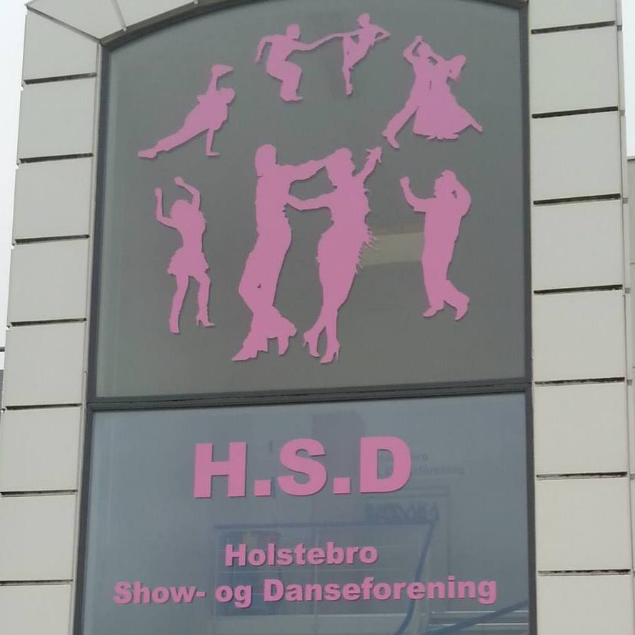 Holstebro Show- & Danseforening er klar til en spektakulær sæson fuld af dans og begejstring!