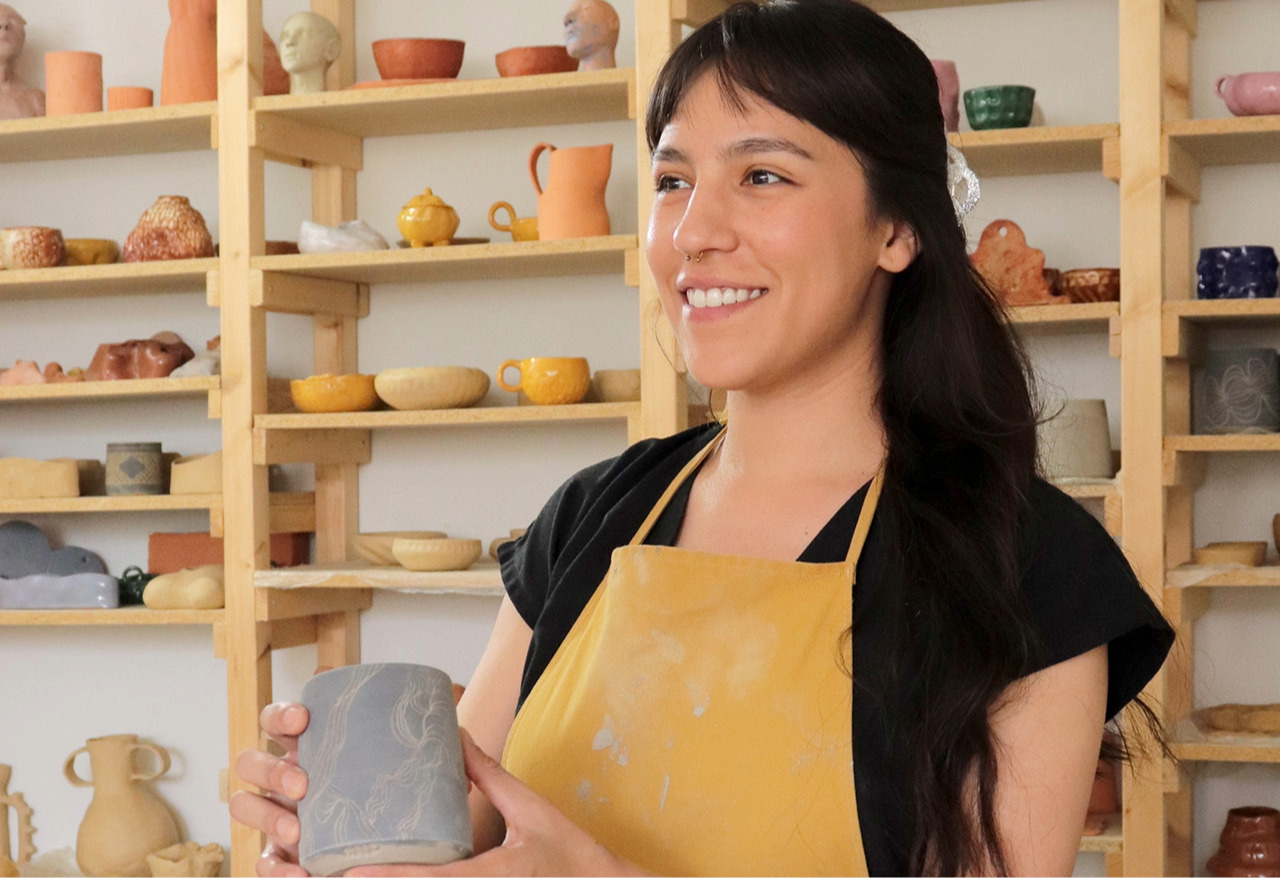 Skab stenalderkunst med keramik og cava på Moesgård Museum