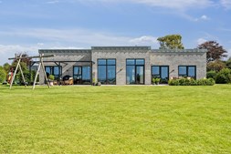 For 5,5  mio. kroner kan du nu få Stråtaget 19 - Se priserne på de dyreste boliger til salg i Vestbjerg