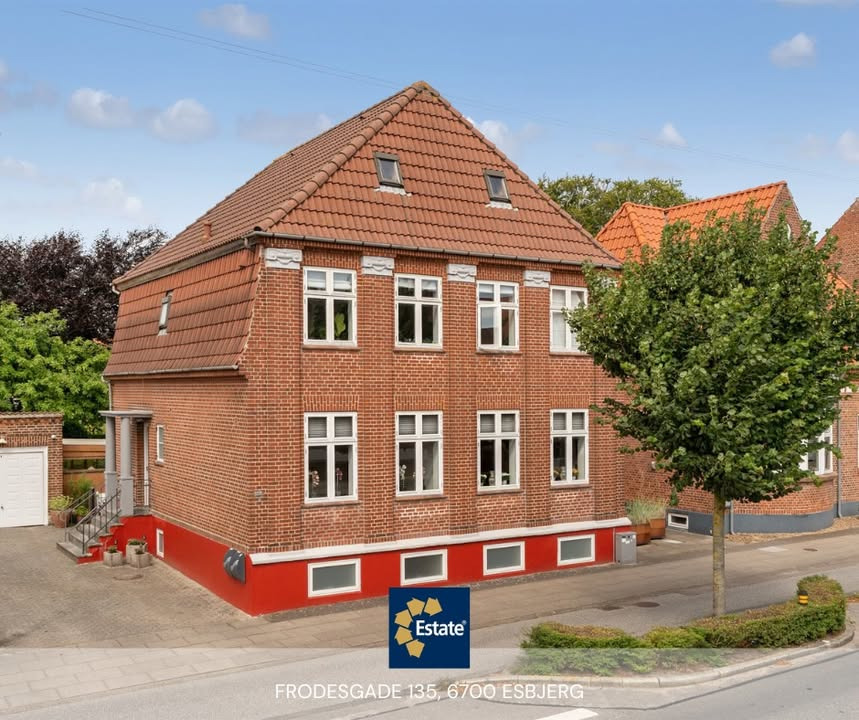 Tre ejendomme i Esbjerg til flere generationer under samme tag