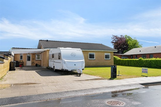 Til salg hos John Frandsen Ikast: Hanningvej 22, 7430 Ikast