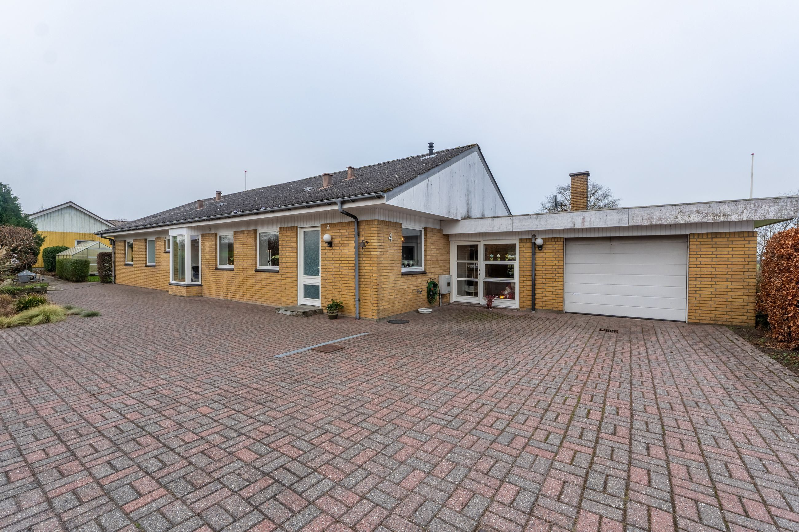 For 2,2  mio. kroner kan du nu få Højmarken 4, Nr. Kongerslev - Se priserne på de dyreste boliger til salg i Kongerslev