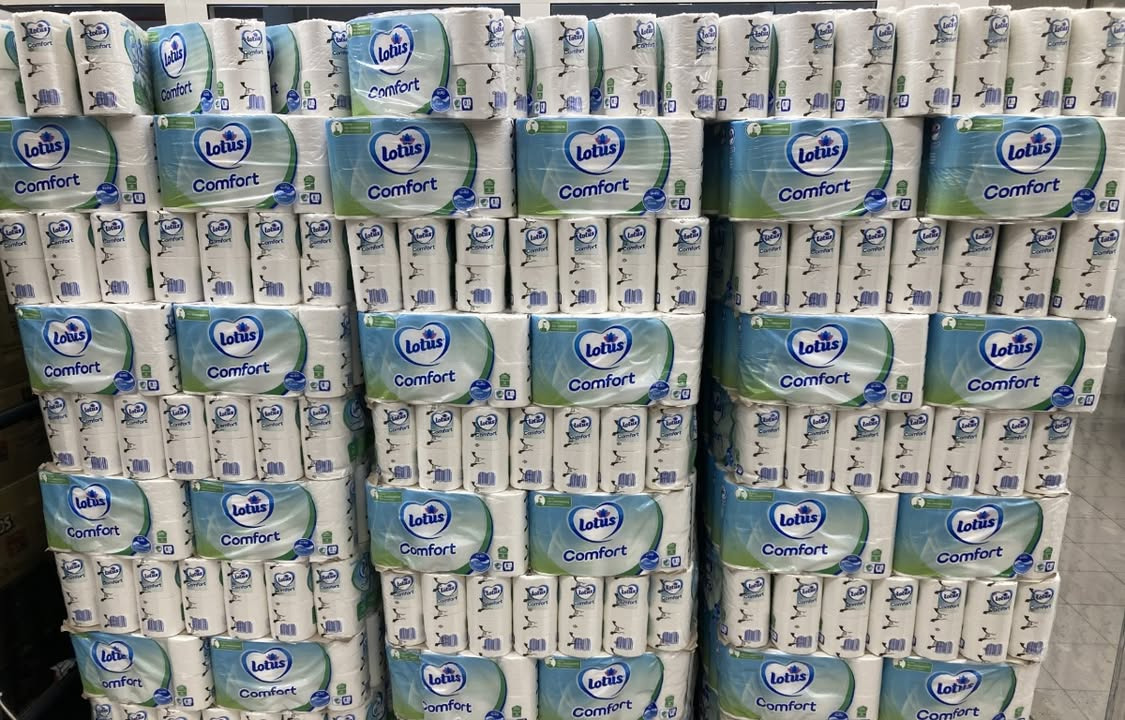 SPAR Nørrebro Hjørring sælger Lotus toiletpapir eller køkkenrulle til 20 kr. pr. pakke