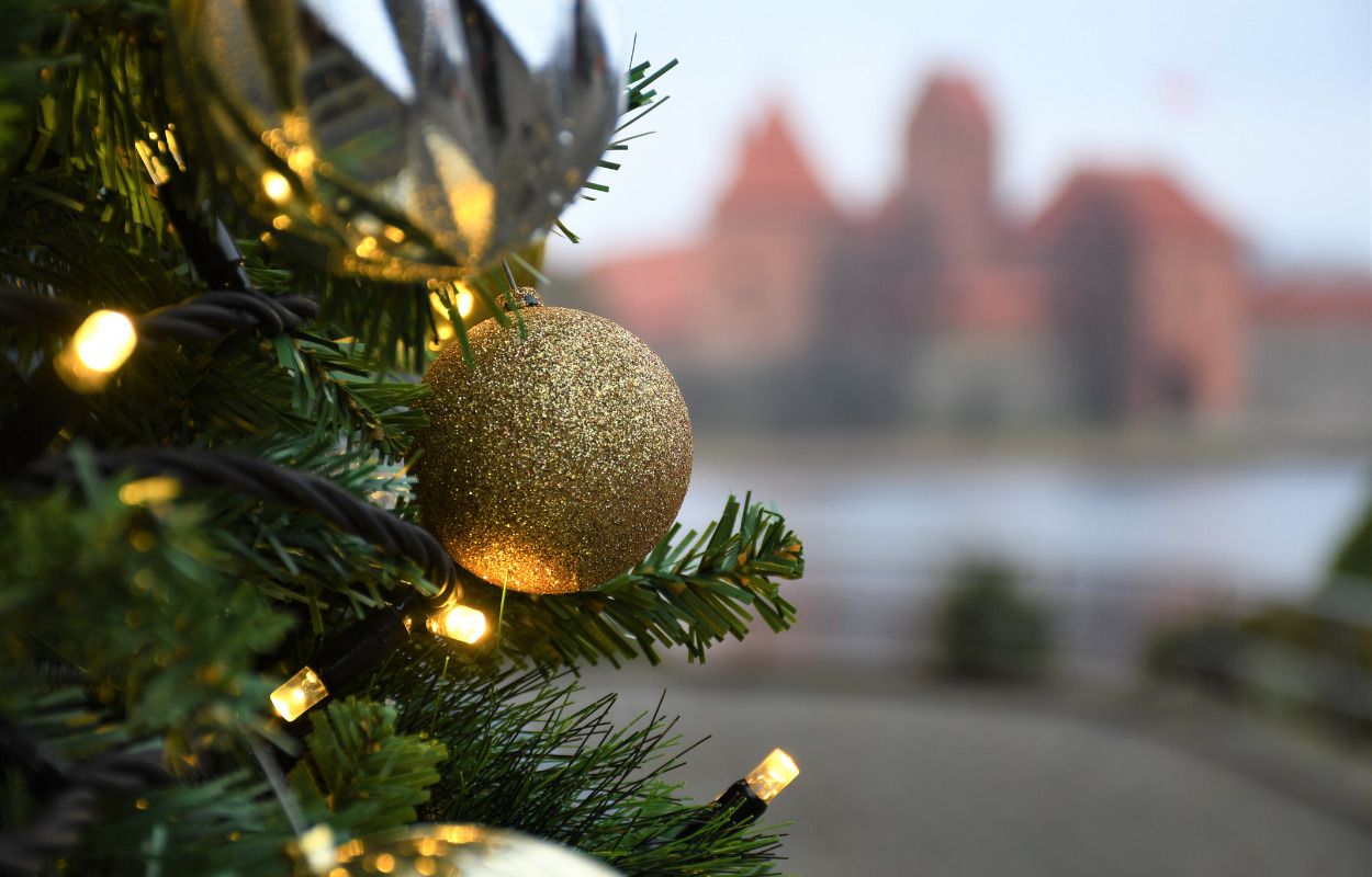 Odense Teater: Jul på slottet i nye klæder