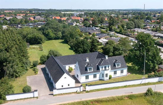 Top 6 over dyreste boliger til salg i Farum. Priser op til 16.500.000 kr