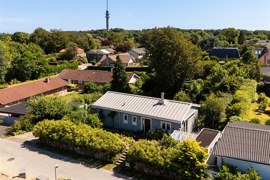 Moesgårdvej 8 og 2 andre boliger er kommet til salg denne uge i Højbjerg - se boligerne her.