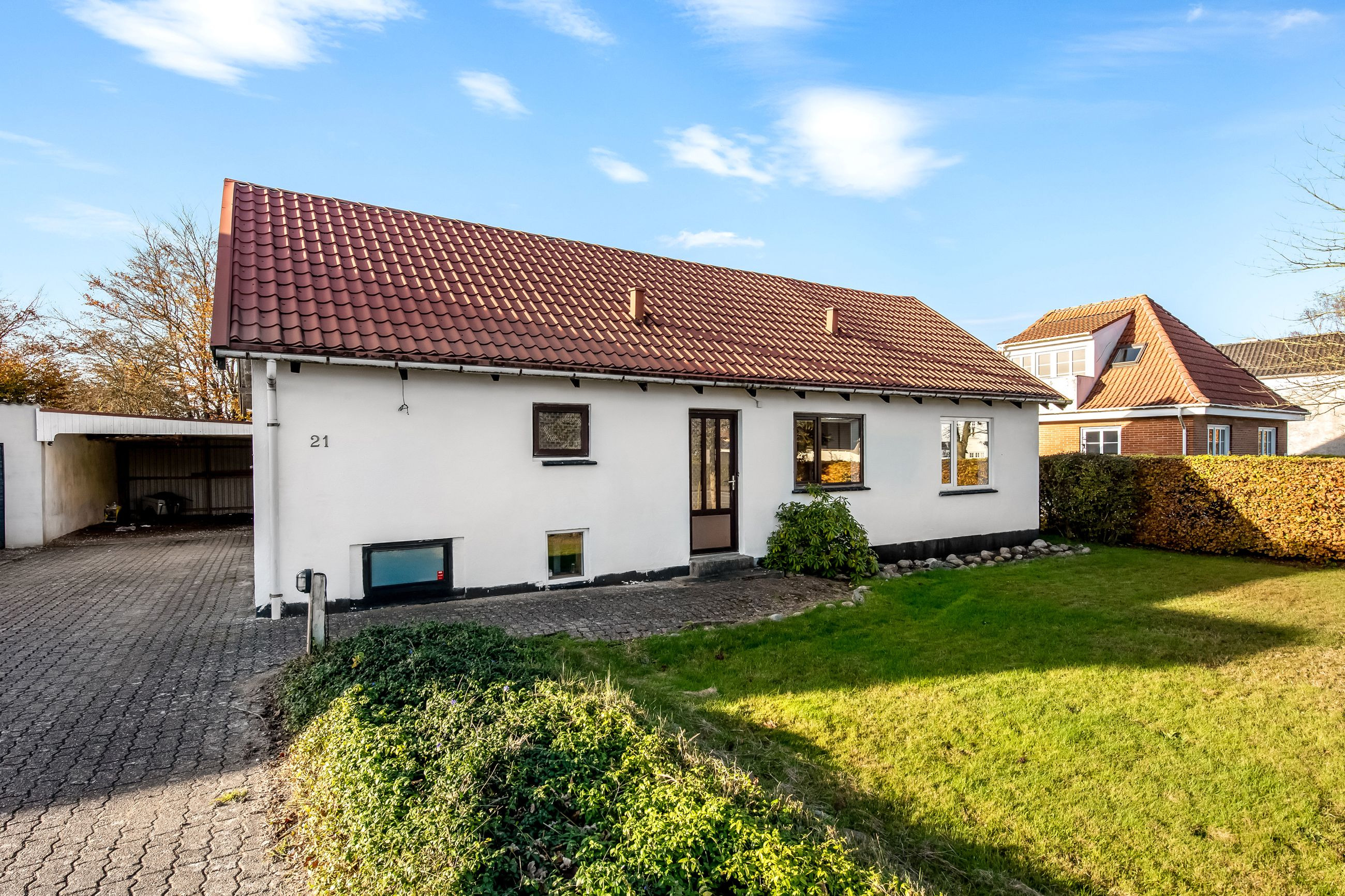 Indflytningsklar villa med en dejlig, vestvendt have