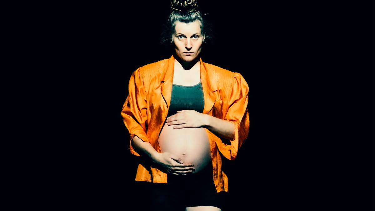 To unikke forestillinger på Dynamo: En aften fyldt med cirkus og kunst