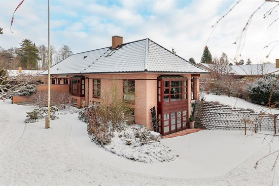 Åvangen 12 og 9 andre boliger er kommet til salg denne uge i Odense - se boligerne her.