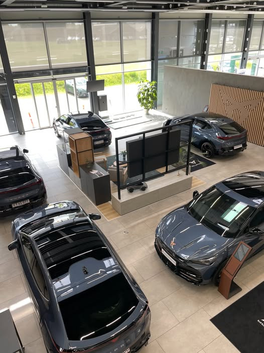 Autocentralen Viborg takker nye CUPRA Tavascan-kunder for tilliden