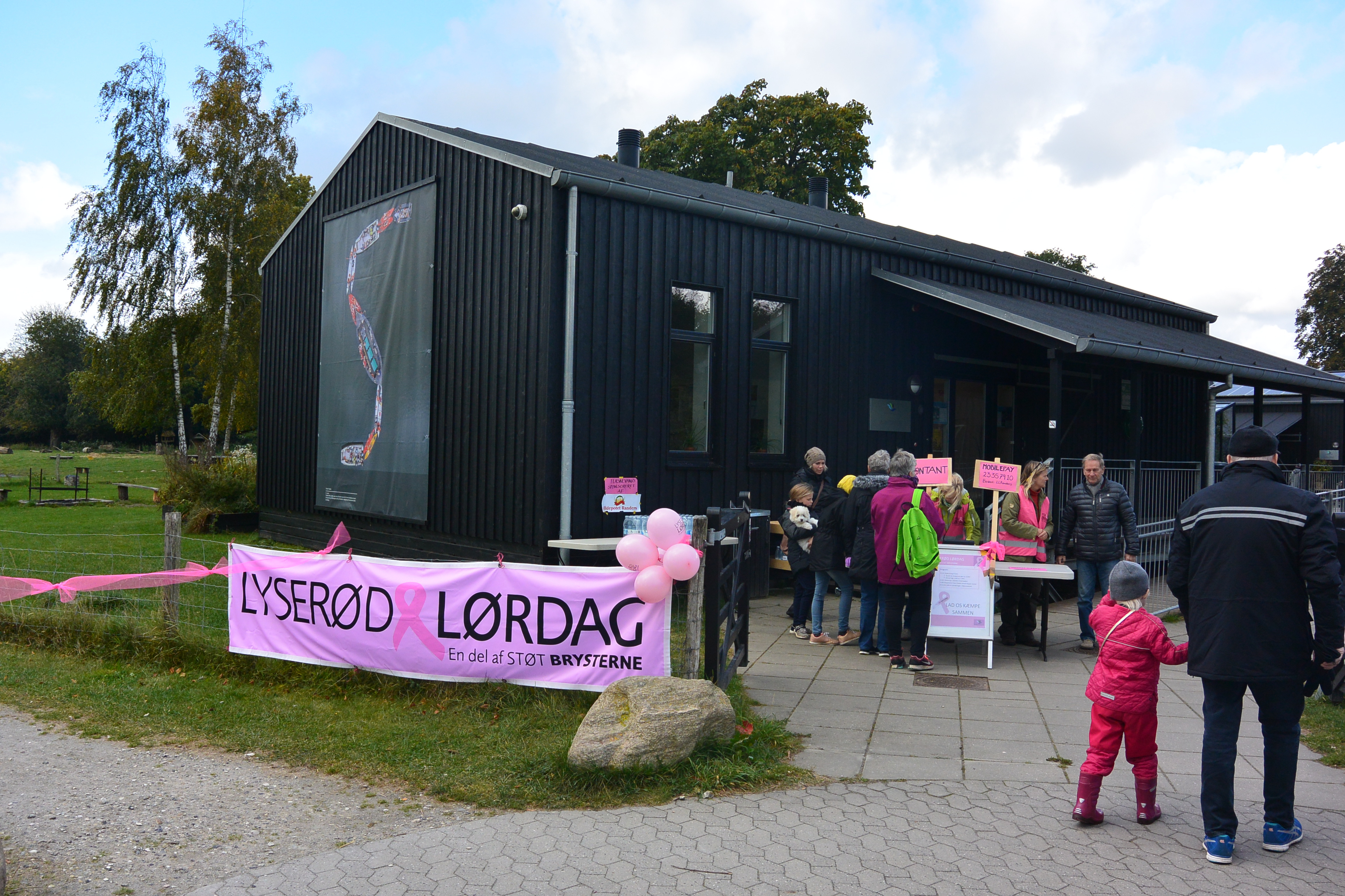 Støt kampen mod brystkræft med en vandretur i Gudenåengene