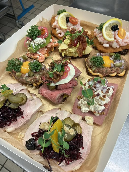 Restaurant Holger tilbyder smørrebrøds aften på torsdag - få pladser tilbage