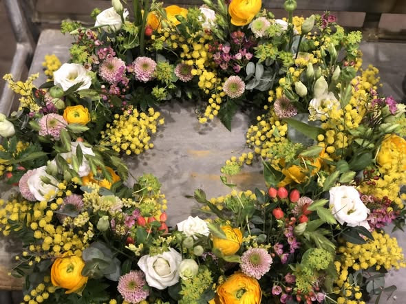 Fynbogården Blomster ApS tilbyder hjælp til sidste hilsen ved begravelse