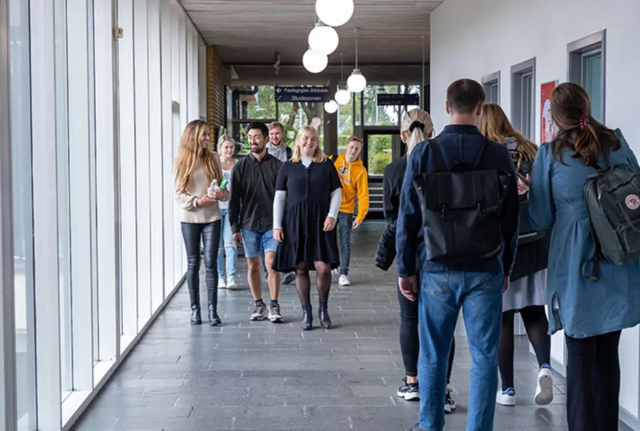 Sprogcenter Skive skifter til nye lokaler hos VIA University College for bedre læringsmiljø i 2025