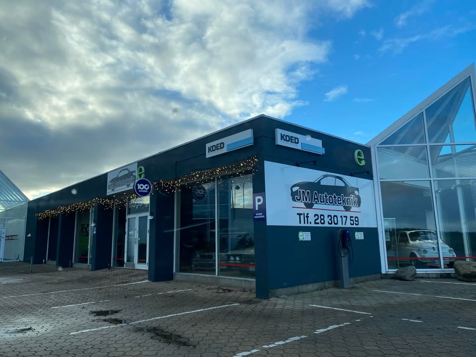 JM Autoteknik holder juleferie indtil 6. januar, men tjekker stadig mails