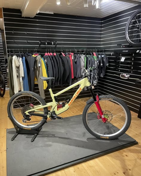 Bike-pit sælger Santa Cruz Nomad CC XL X0 AXS til under halv pris