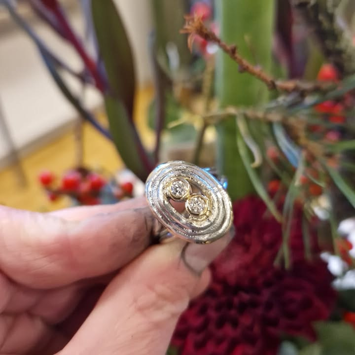 Guldsmed Ø tilbyder nyt liv til dine gamle smykker med ombygning og justeringer