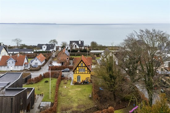Stationsgade 7 og 4 andre boliger er kommet til salg denne uge i Risskov - se boligerne her.