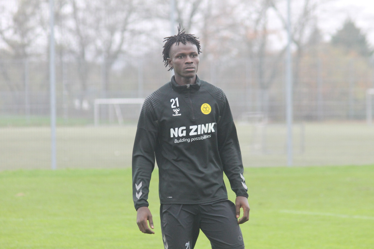 AC Horsens lejer afrikansk forsvarstalent