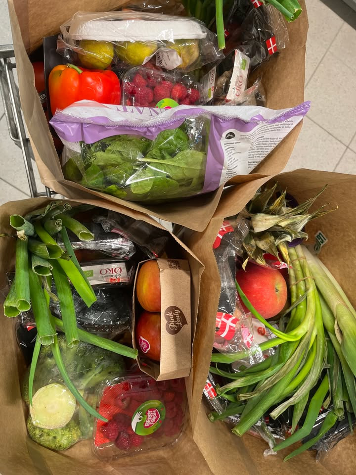 Min Købmand i Asp tilbyder poser med frugt og grønt for at bekæmpe madspild