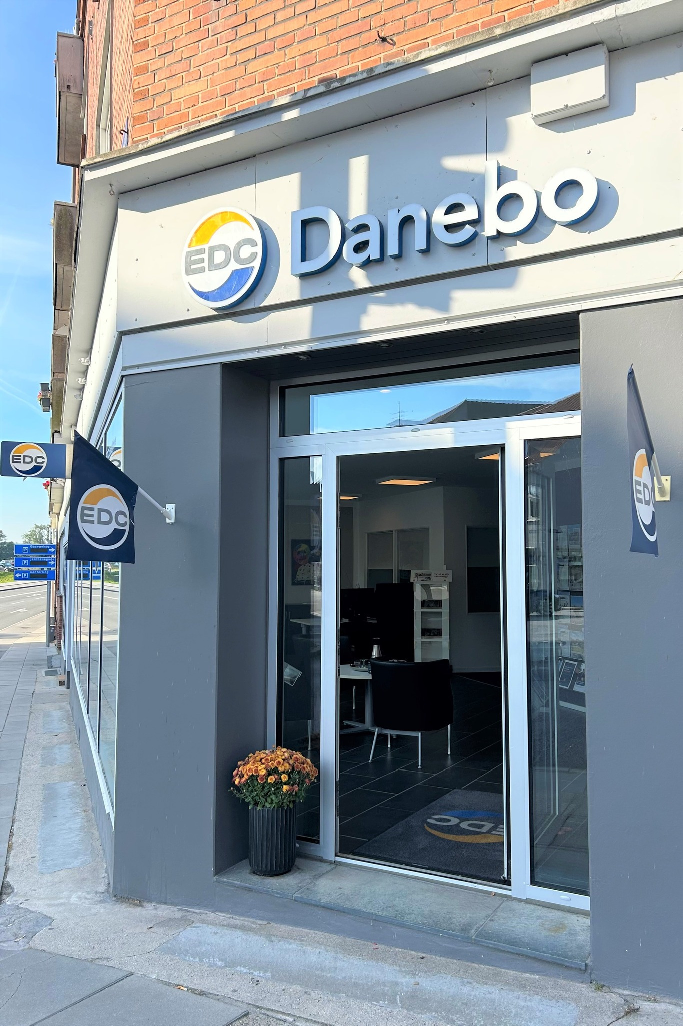  Få et gratis salgstjek Hos EDC Danebo i Randers! 