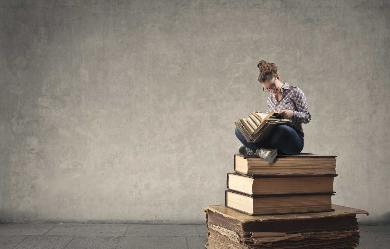 Stemningsfuld højtlæsning for dig og dine børn på Randers Bibliotek