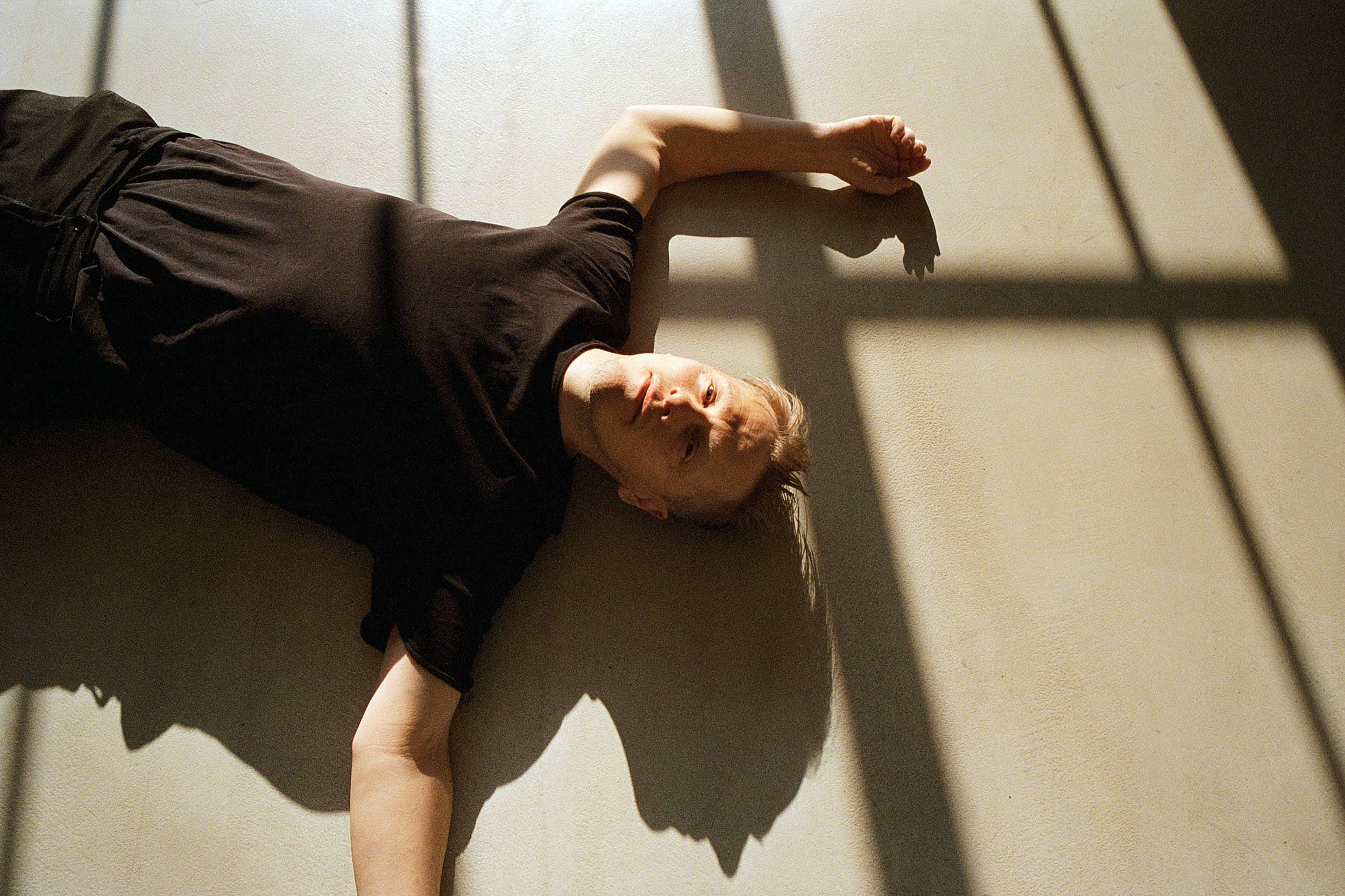 Oplev den nye forestilling "Amdi" på Baggårdteatret