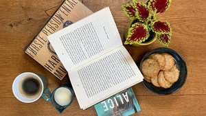 Tag et pusterum med højtlæsning på Gladsaxe Hovedbibliotek
