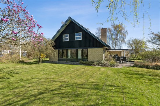 Top 6 over dyreste boliger til salg i Lejre. Priser op til 12.500.000 kr